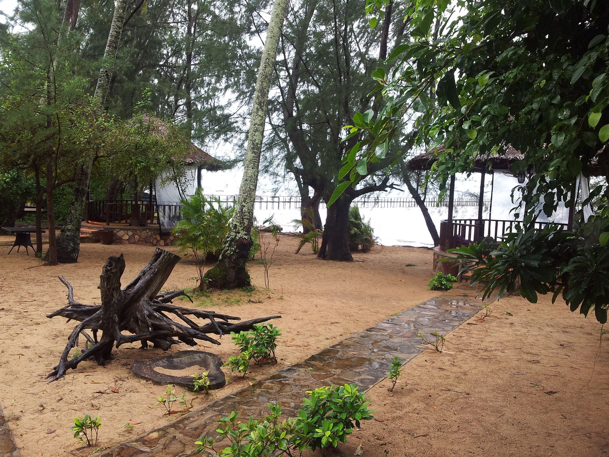 Nataya Round House Coral Bay Resort Kampot Kültér fotó